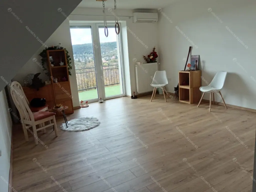 Kiadó albérlet 1300000 Ft/hó áron: Budapest, III. kerület  Éden utca. Mérete: 380 nm, 7 szobás | Alberlet.hu - 6669412