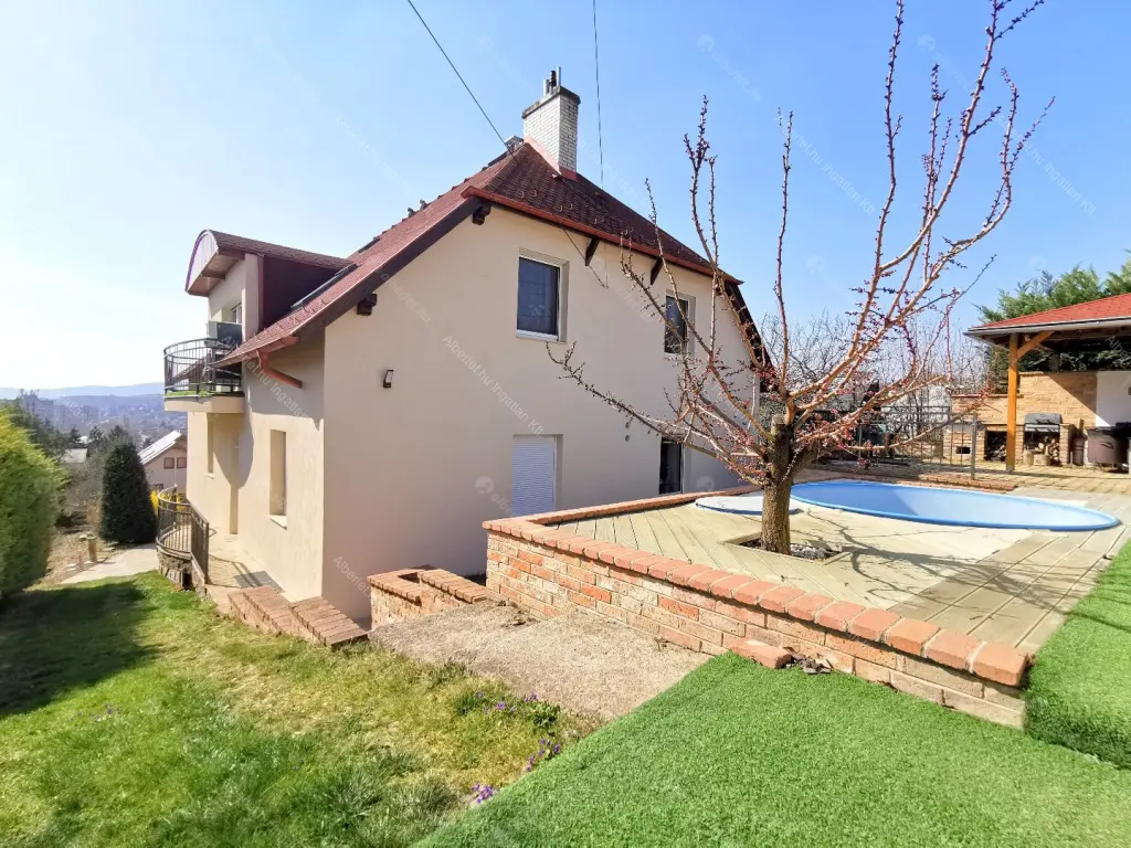 Kiadó albérlet 1199000 Ft/hó áron: Budapest, III. kerület  Éden utca. Mérete: 380 nm, 7 szobás | Alberlet.hu - 6682591