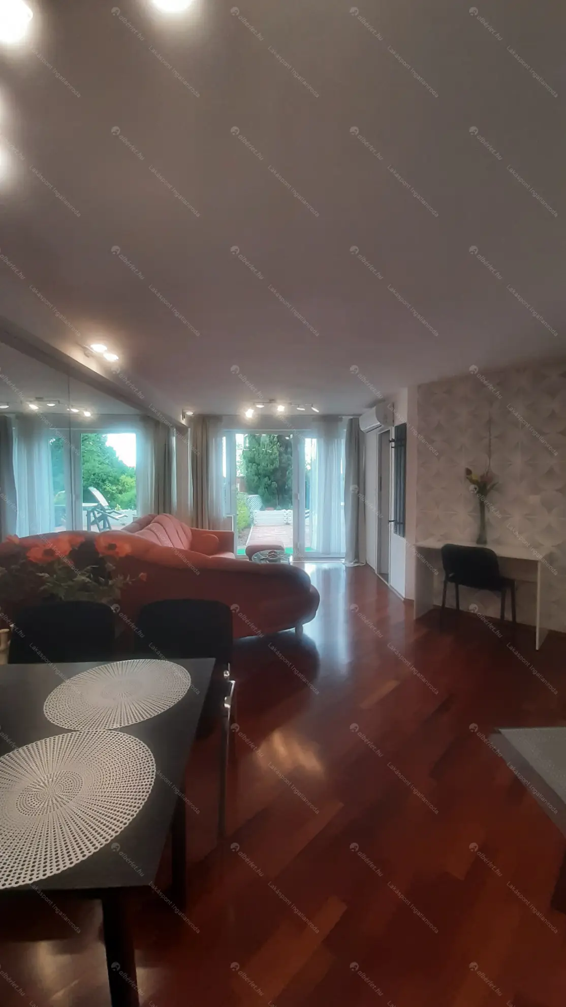 Kiadó albérlet 220000 Ft/hó áron: Budapest, III. kerület  Erdőalja út. Mérete: 50 nm, 1 szobás | Alberlet.hu - 6600703