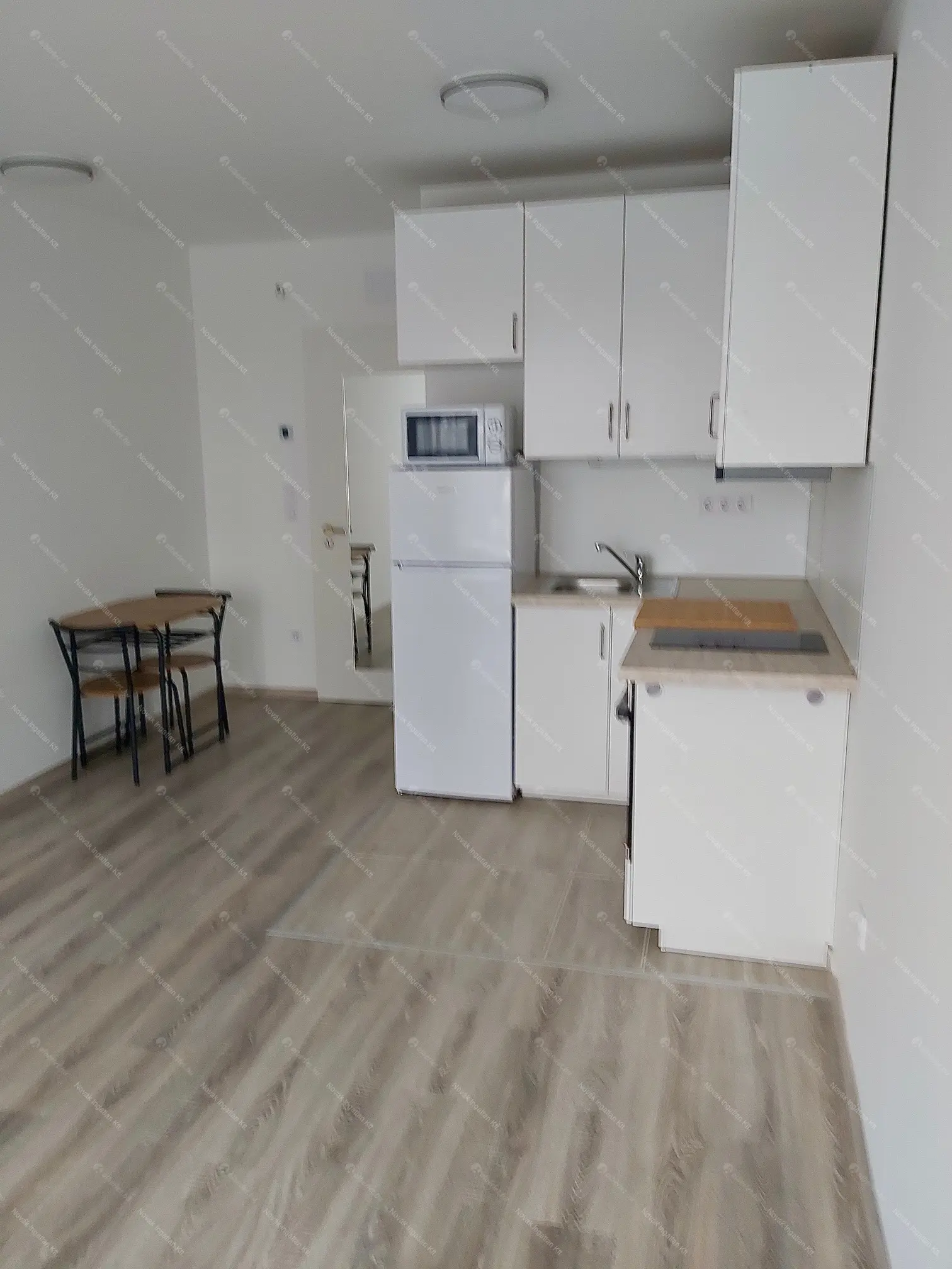 Kiadó albérlet 220000 Ft/hó áron: Budapest, III. kerület  Folyamőr utca. Mérete: 26 nm, 1 szobás | Alberlet.hu - 6661256