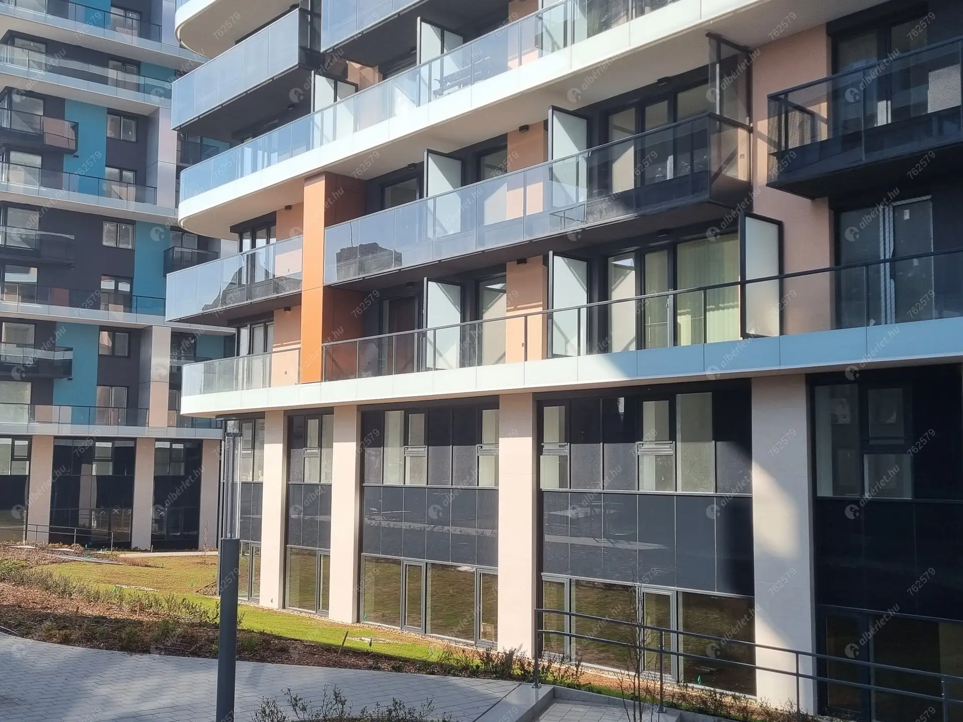 Kiadó albérlet 200000 Ft/hó áron: Budapest, III. kerület  Folyamőr utca. Mérete: 30 nm, 1 szobás | Alberlet.hu - 6463434