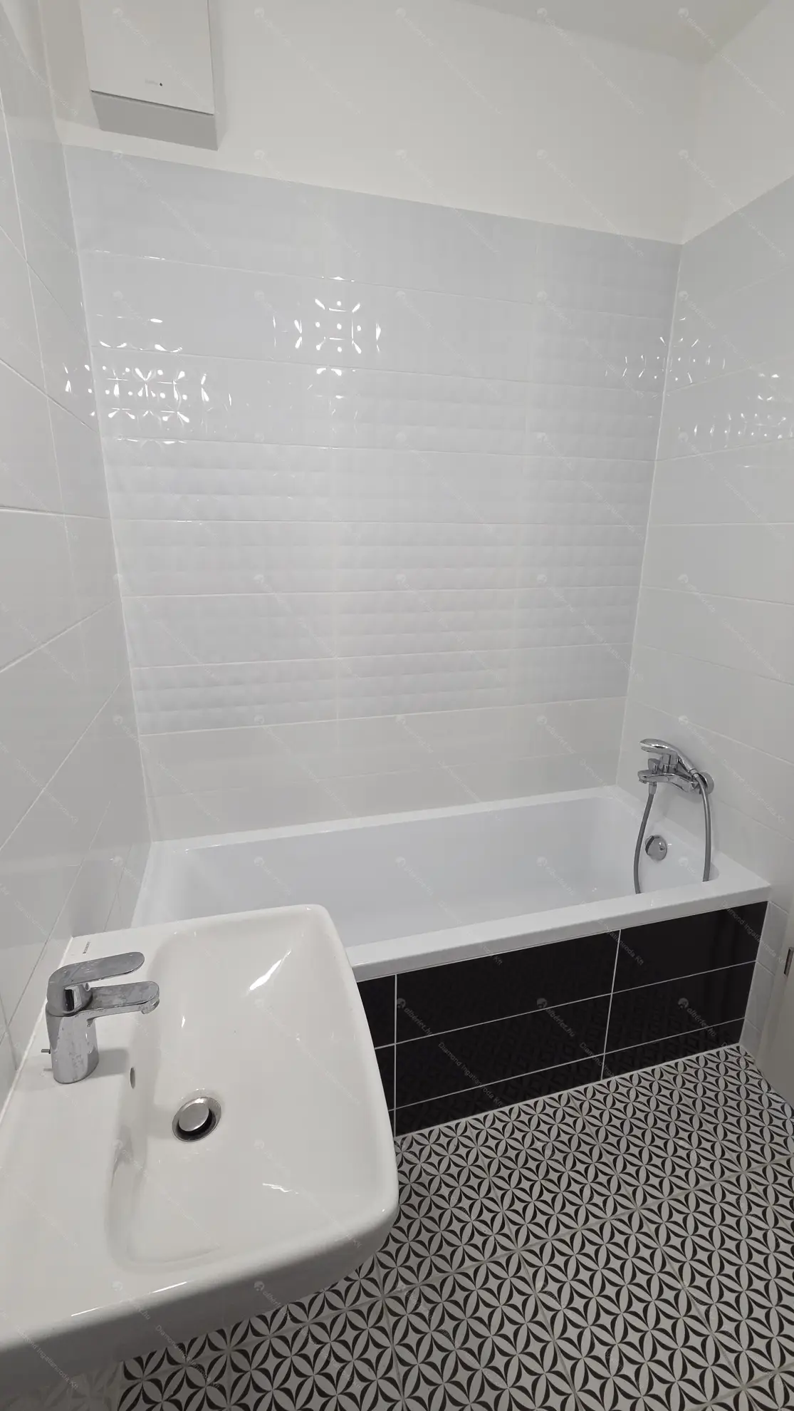 Kiadó albérlet 349000 Ft/hó áron: Budapest, III. kerület  Folyamőr utca. Mérete: 54 nm, 2 szobás | Alberlet.hu - 6632626