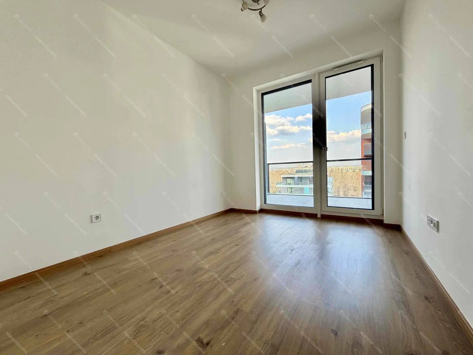 Kiadó albérlet 340000 Ft/hó áron: Budapest, III. kerület  Folyamőr utca. Mérete: 56 nm, 3 szobás | Alberlet.hu - 6674815