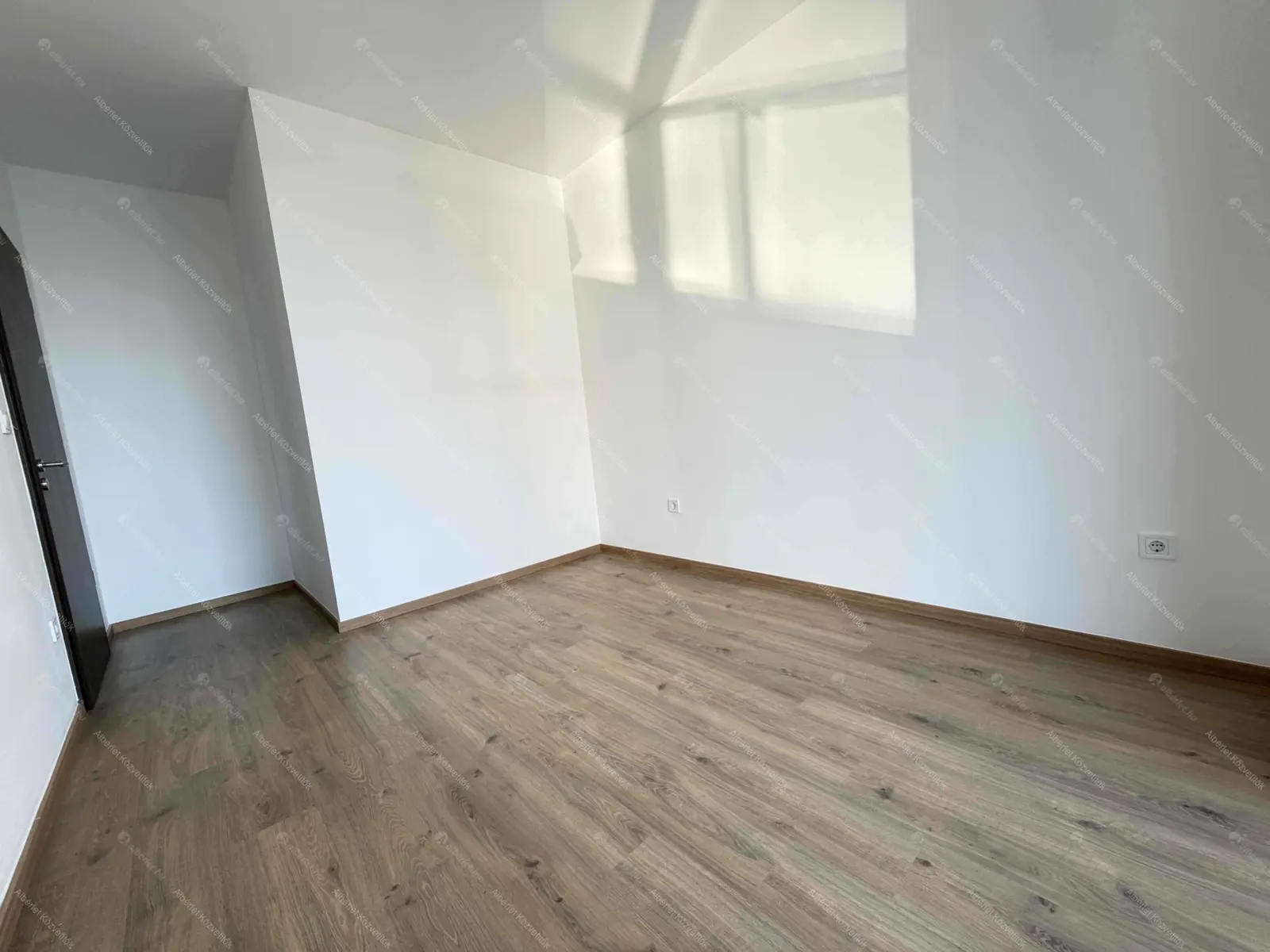 Kiadó albérlet 340000 Ft/hó áron: Budapest, III. kerület  Folyamőr utca. Mérete: 56 nm, 3 szobás | Alberlet.hu - 6674817