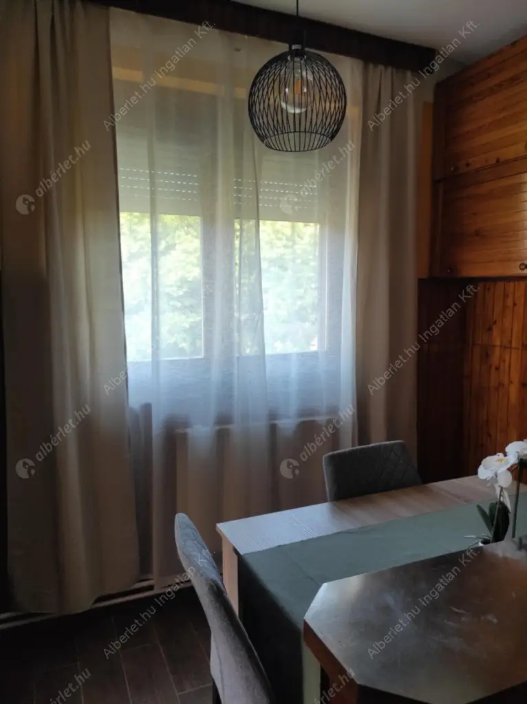 Kiadó albérlet 290000 Ft/hó áron: Budapest, III. kerület  Gyenes utca. Mérete: 56 nm, 2 szobás | Alberlet.hu - 6575077