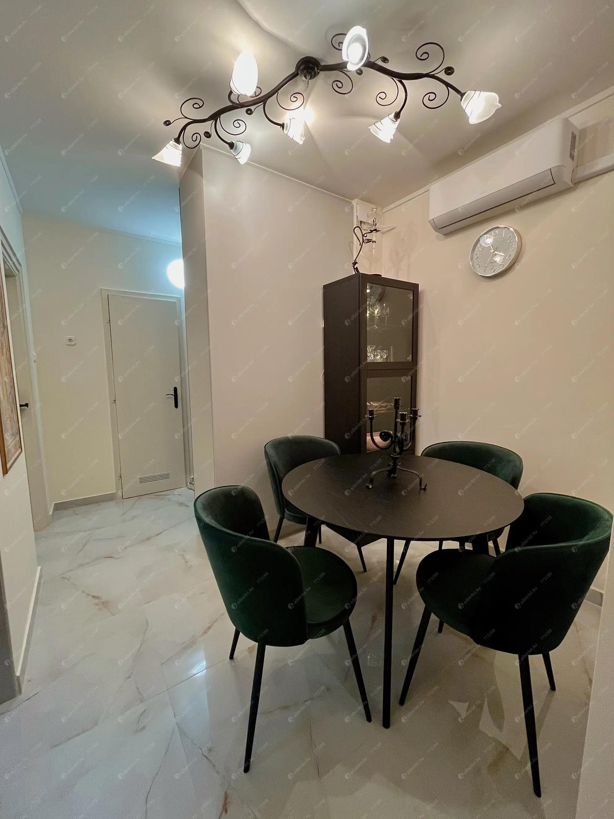 Kiadó albérlet 270000 Ft/hó áron: Budapest, III. kerület  Hadriánus utca. Mérete: 50 nm, 2 szobás | Alberlet.hu - 6628804