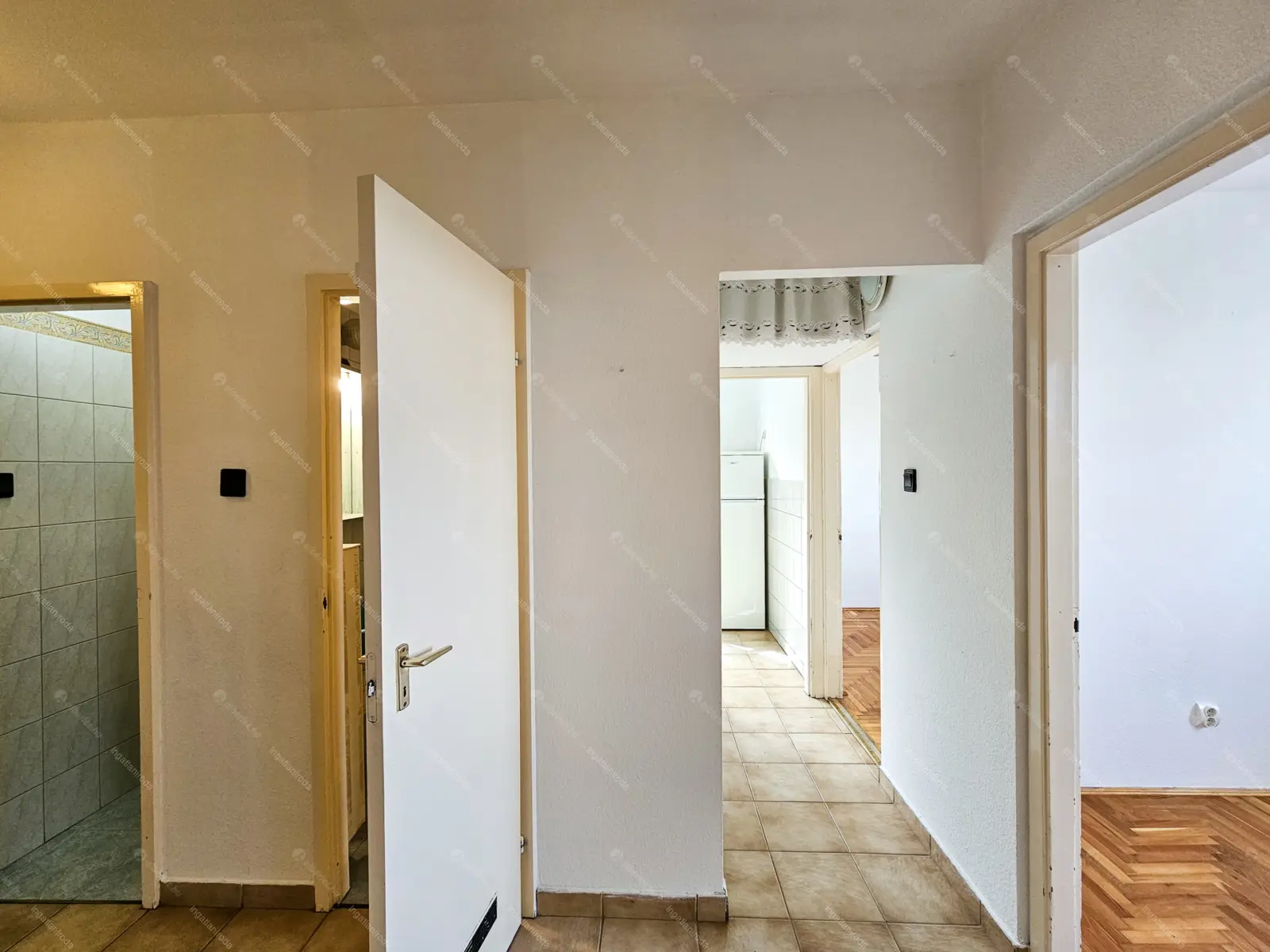 Kiadó albérlet 220000 Ft/hó áron: Budapest, III. kerület  Hatvany Lajos utca. Mérete: 50 nm, 1 szobás | Alberlet.hu - 6218916