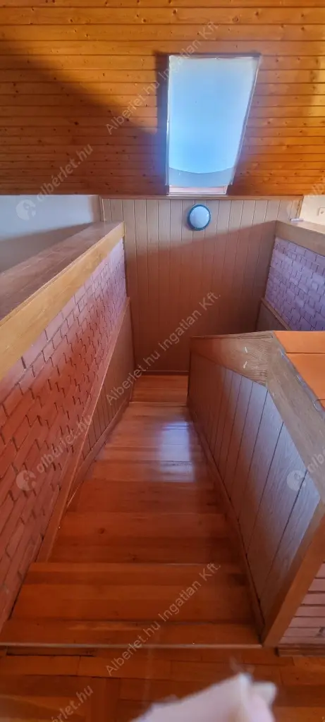 Kiadó albérlet 490000 Ft/hó áron: Budapest, III. kerület  Hegesztő utca. Mérete: 185 nm, 4 szobás | Alberlet.hu - 6517773