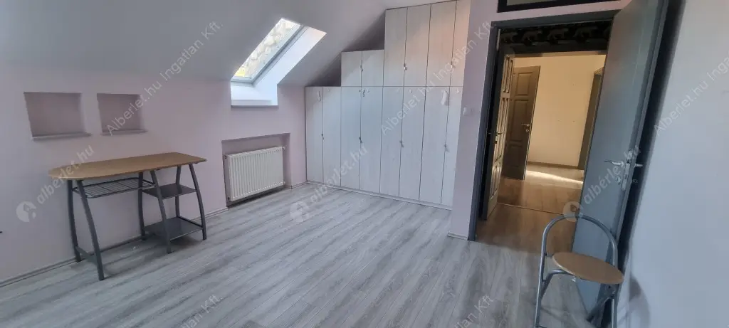 Kiadó albérlet 490000 Ft/hó áron: Budapest, III. kerület  Hegesztő utca. Mérete: 185 nm, 4 szobás | Alberlet.hu - 6517784