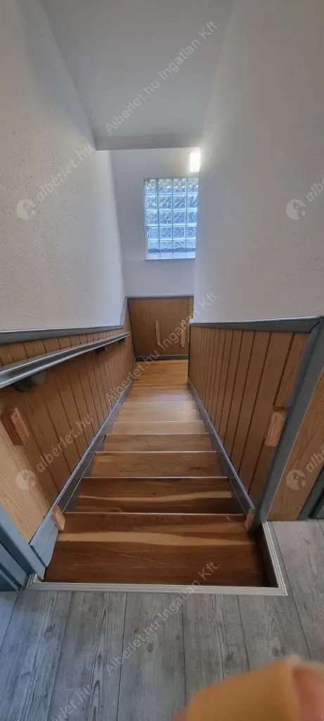 Kiadó albérlet 490000 Ft/hó áron: Budapest, III. kerület  Hegesztő utca. Mérete: 185 nm, 4 szobás | Alberlet.hu - 6615750