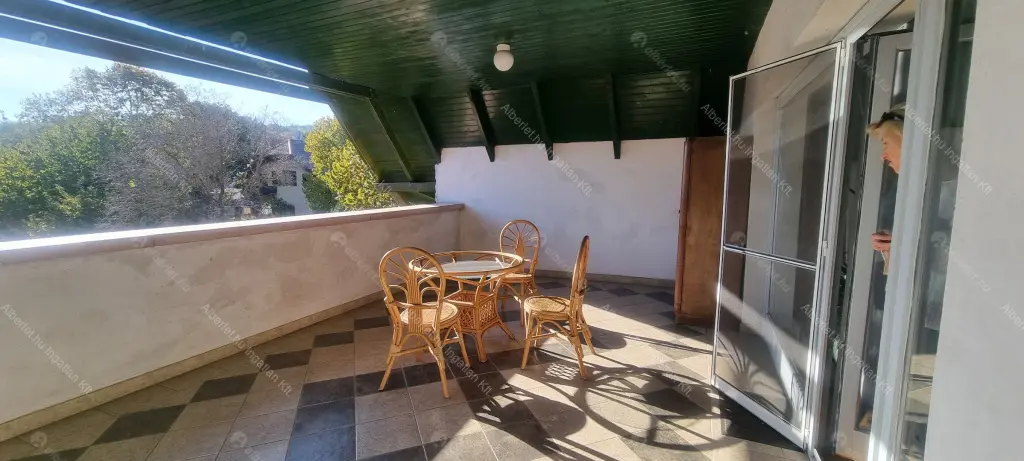 Kiadó albérlet 450000 Ft/hó áron: Budapest, III. kerület  Hegesztő utca. Mérete: 185 nm, 4 szobás | Alberlet.hu - 6695511