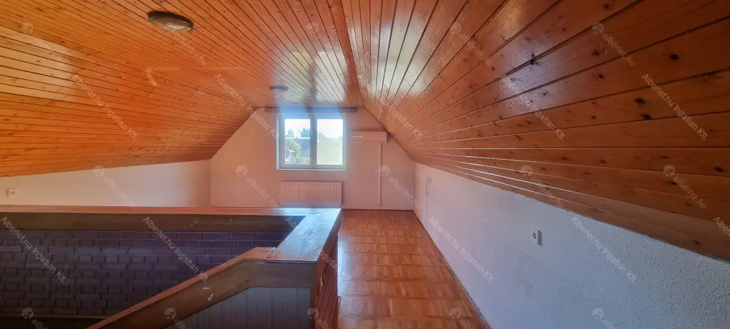 Kiadó albérlet 450000 Ft/hó áron: Budapest, III. kerület  Hegesztő utca. Mérete: 185 nm, 4 szobás | Alberlet.hu - 6695514