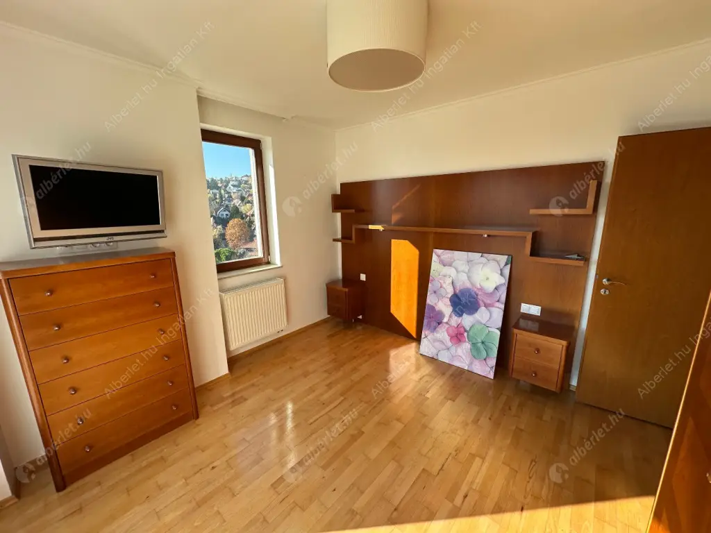 Kiadó albérlet 500000 Ft/hó áron: Budapest, III. kerület  Hegyoldal utca. Mérete: 120 nm, 4 szobás | Alberlet.hu - 6576182