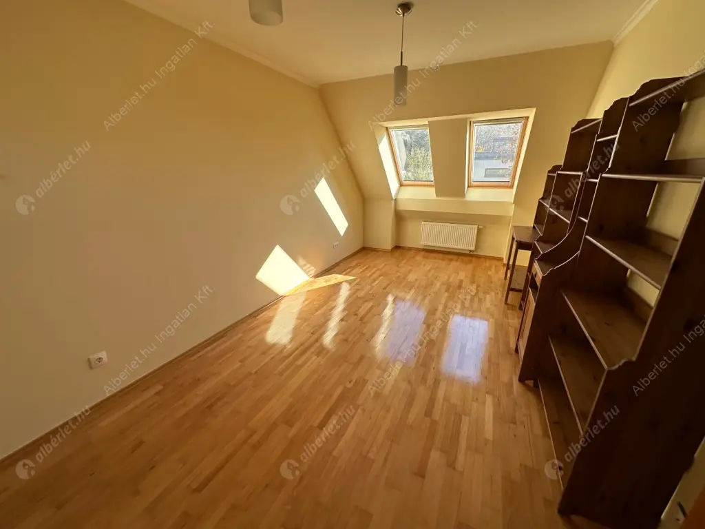 Kiadó albérlet 500000 Ft/hó áron: Budapest, III. kerület  Hegyoldal utca. Mérete: 120 nm, 4 szobás | Alberlet.hu - 6576189