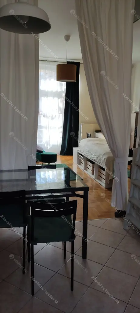 Kiadó albérlet 210000 Ft/hó áron: Budapest, III. kerület  Hunor utca. Mérete: 35 nm, 1 szobás | Alberlet.hu - 6673937