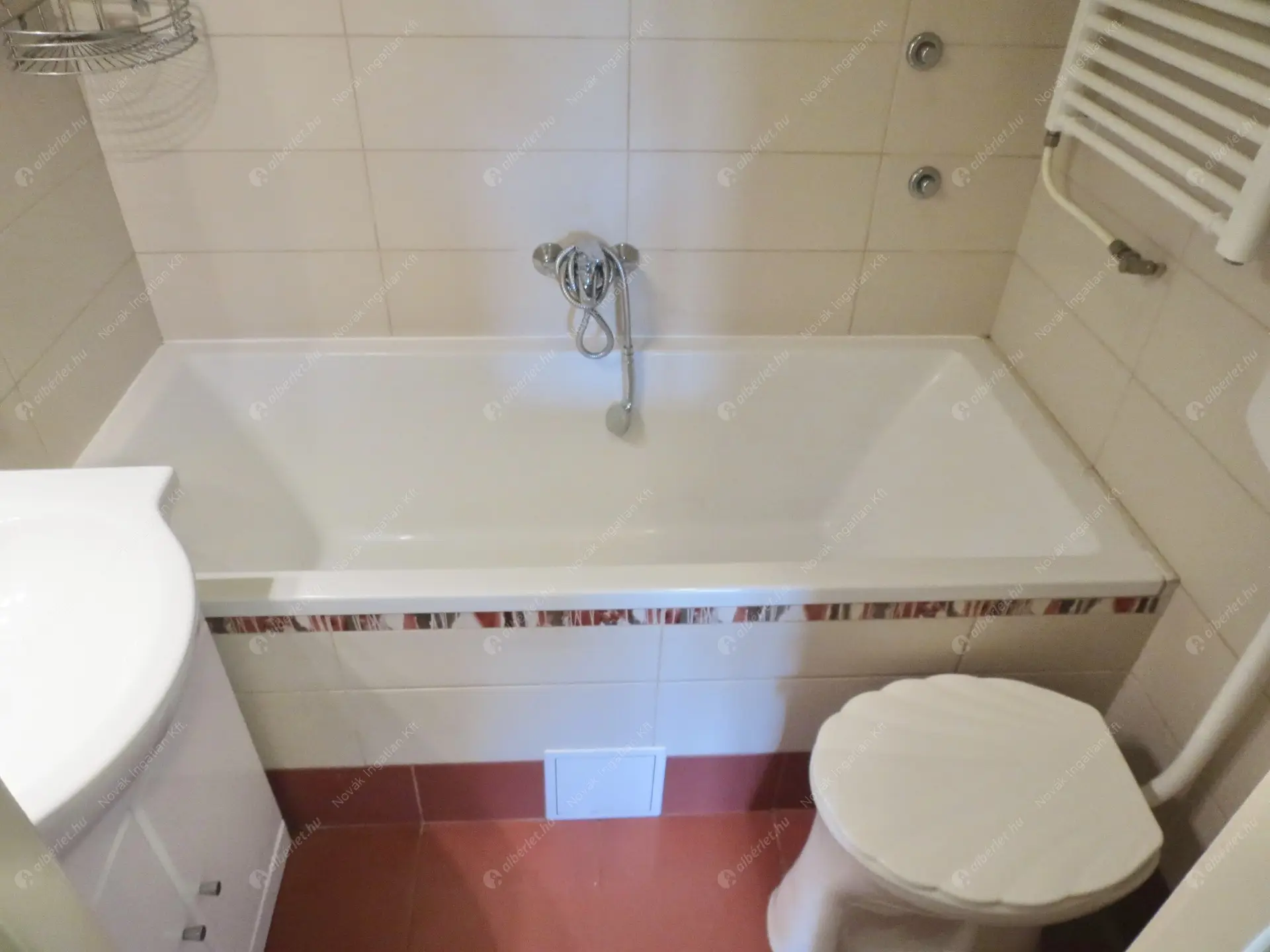 Kiadó albérlet 220000 Ft/hó áron: Budapest, III. kerület  Hunor utca. Mérete: 47 nm, 2 szobás | Alberlet.hu - 6532042