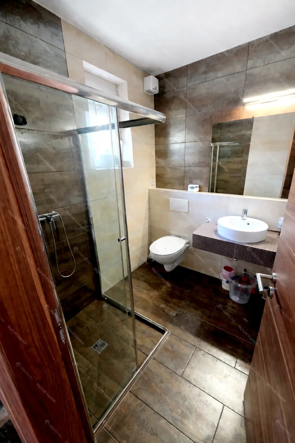 Kiadó albérlet 650000 Ft/hó áron: Budapest, III. kerület  Iglice utca. Mérete: 107 nm, 5 szobás | Alberlet.hu - 6701406