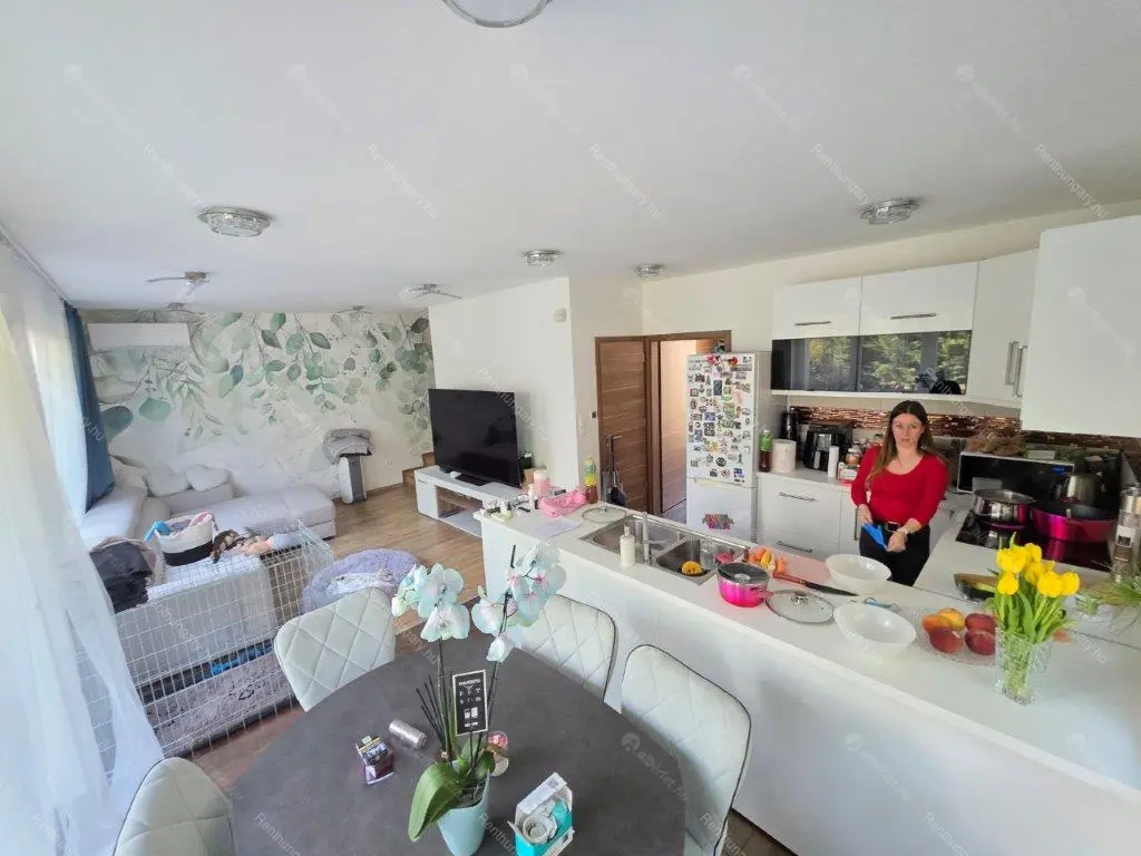 Kiadó albérlet 650000 Ft/hó áron: Budapest, III. kerület  Iglice utca. Mérete: 107 nm, 5 szobás | Alberlet.hu - 6708538