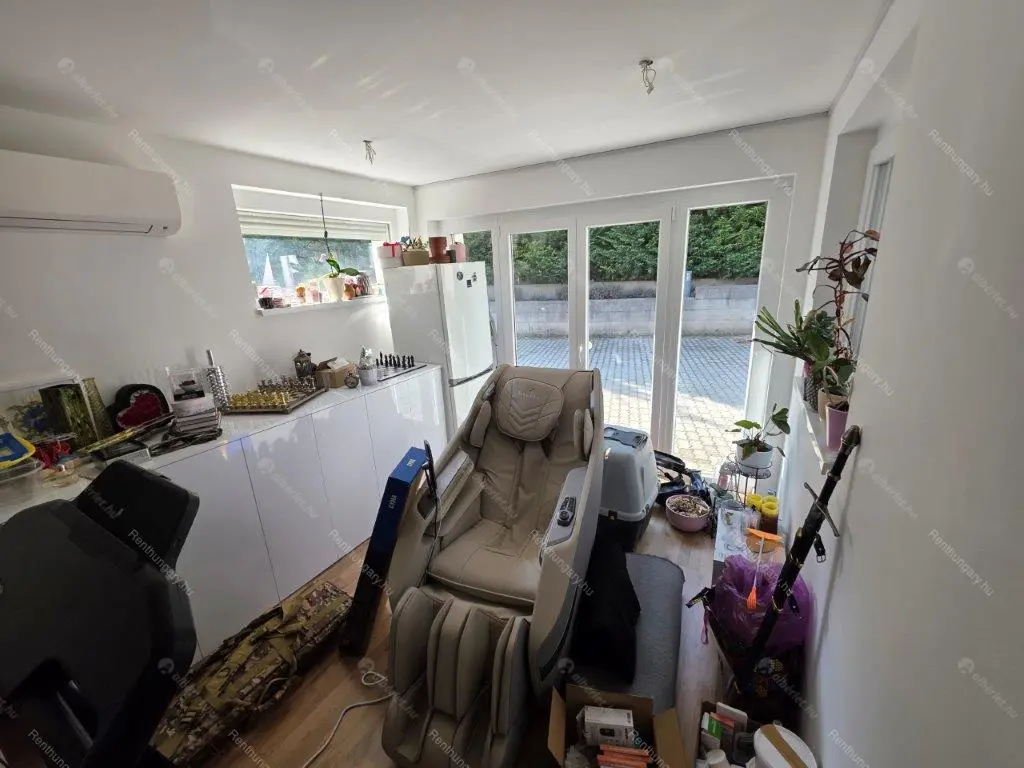 Kiadó albérlet 650000 Ft/hó áron: Budapest, III. kerület  Iglice utca. Mérete: 107 nm, 5 szobás | Alberlet.hu - 6708545