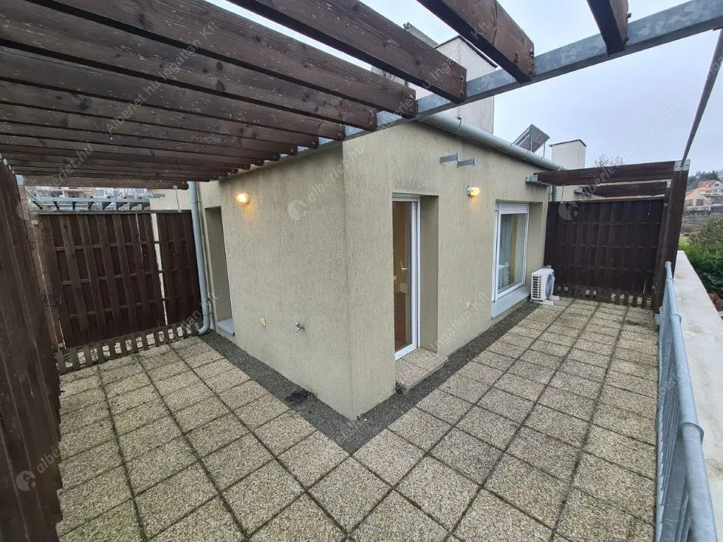 Kiadó albérlet 500000 Ft/hó áron: Budapest, III. kerület  Iglice utca. Mérete: 95 nm, 3 szobás | Alberlet.hu - 6591270