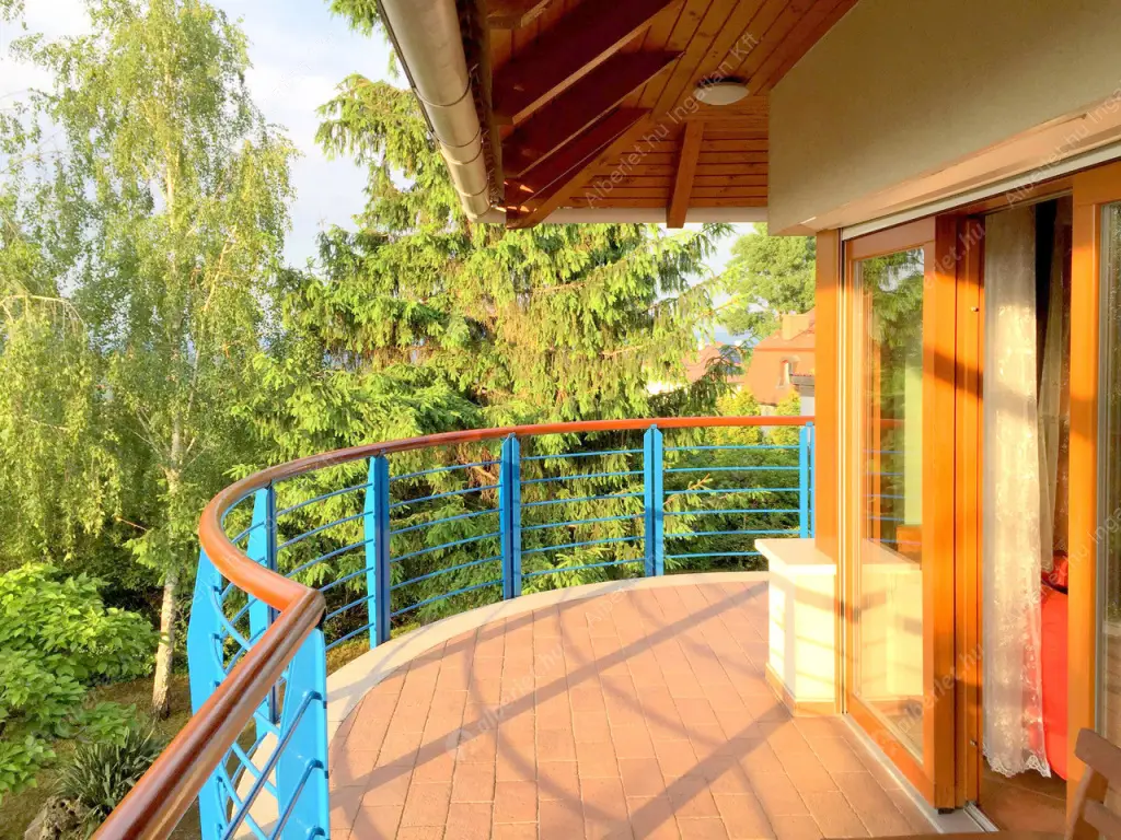 Kiadó albérlet 4800000 Ft/hó áron: Budapest, III. kerület  Jablonka út. Mérete: 400 nm, 8 szobás | Alberlet.hu - 6519702