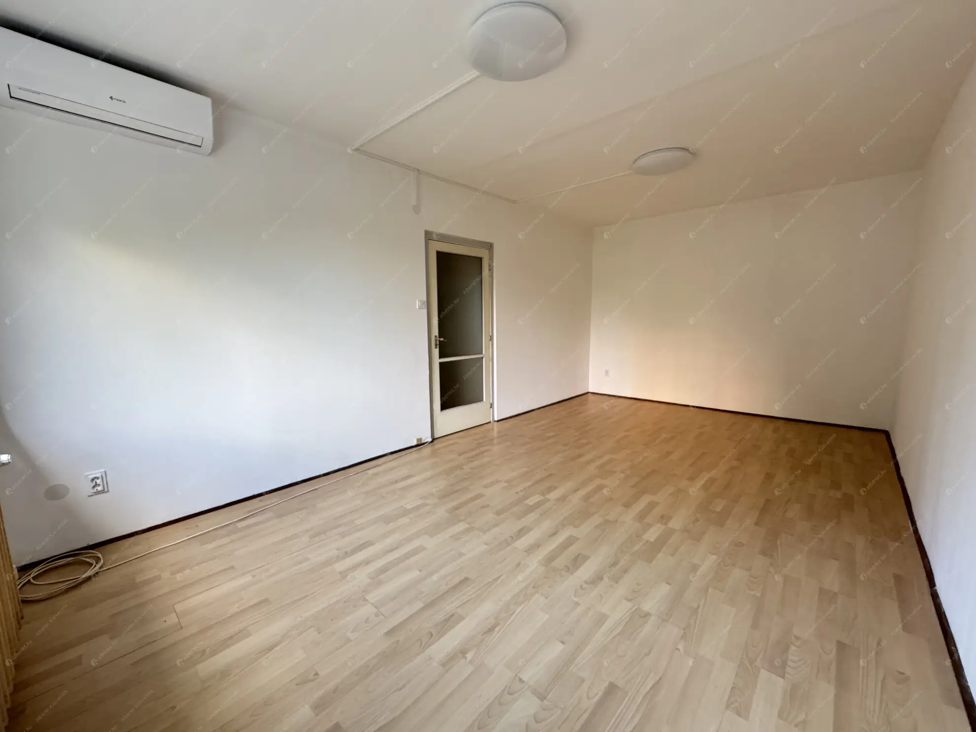 Kiadó albérlet 200000 Ft/hó áron: Budapest, III. kerület  Juhász Gyula utca. Mérete: 51 nm, 1 szobás | Alberlet.hu - 6551496