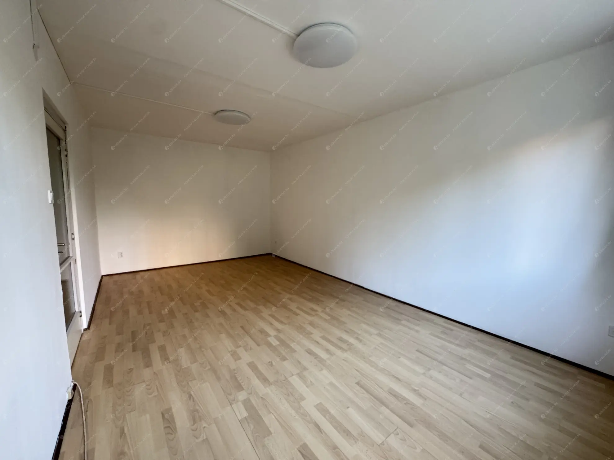 Kiadó albérlet 200000 Ft/hó áron: Budapest, III. kerület  Juhász Gyula utca. Mérete: 51 nm, 1 szobás | Alberlet.hu - 6551497