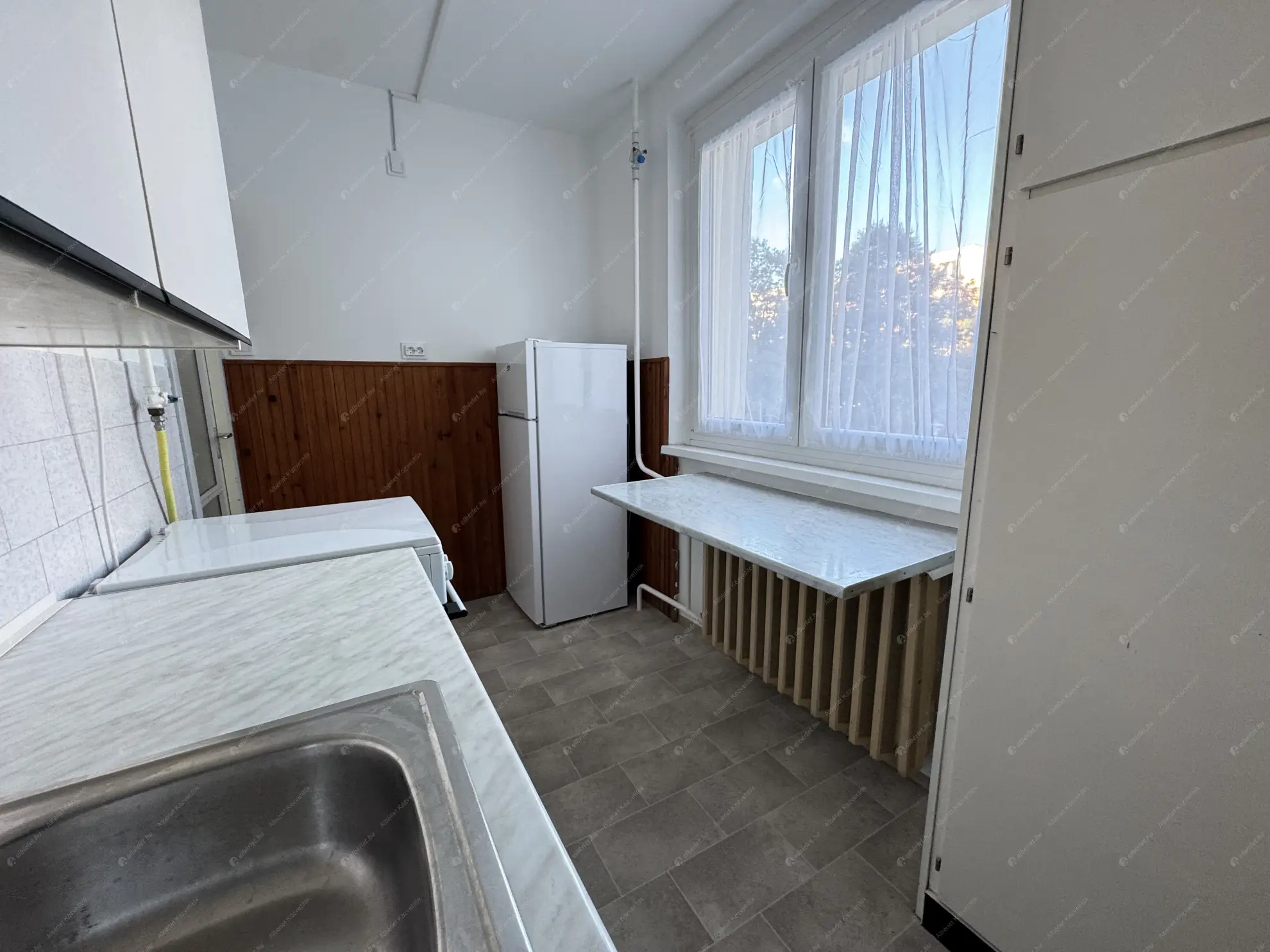 Kiadó albérlet 200000 Ft/hó áron: Budapest, III. kerület  Juhász Gyula utca. Mérete: 51 nm, 1 szobás | Alberlet.hu - 6551509