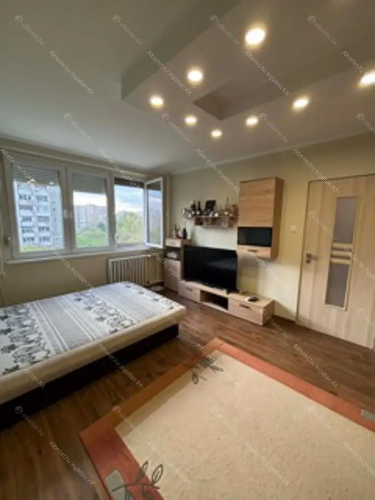 Kiadó albérlet 240000 Ft/hó áron: Budapest, III. kerület  Juhász Gyula utca. Mérete: 51 nm, 1 szobás | Alberlet.hu - 6700740