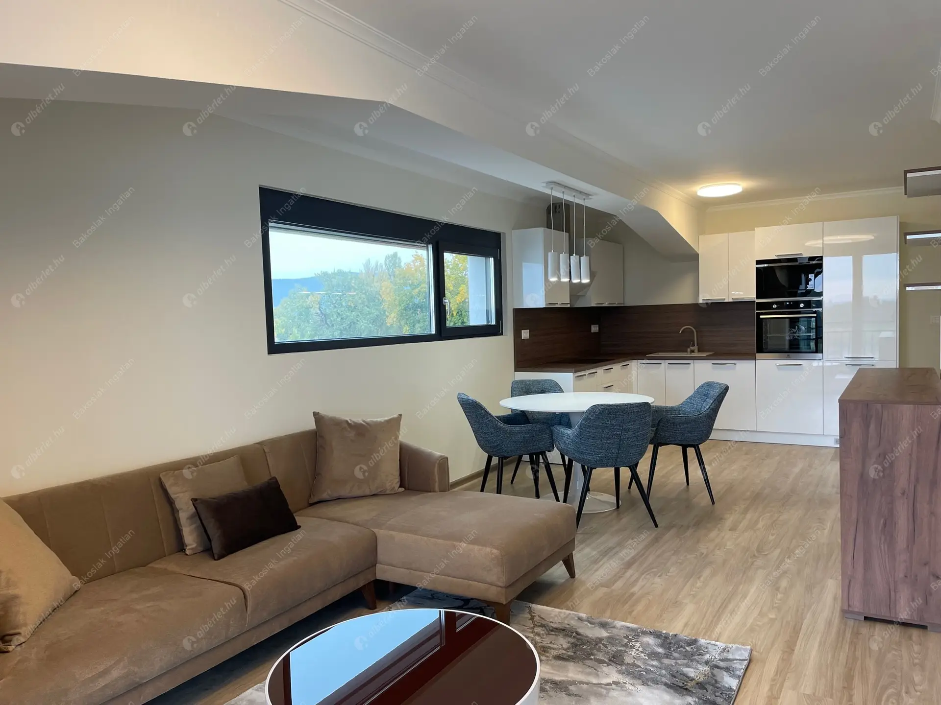 Kiadó albérlet 530000 Ft/hó áron: Budapest, III. kerület  Kadosa utca. Mérete: 78 nm, 3 szobás | Alberlet.hu - 5837335