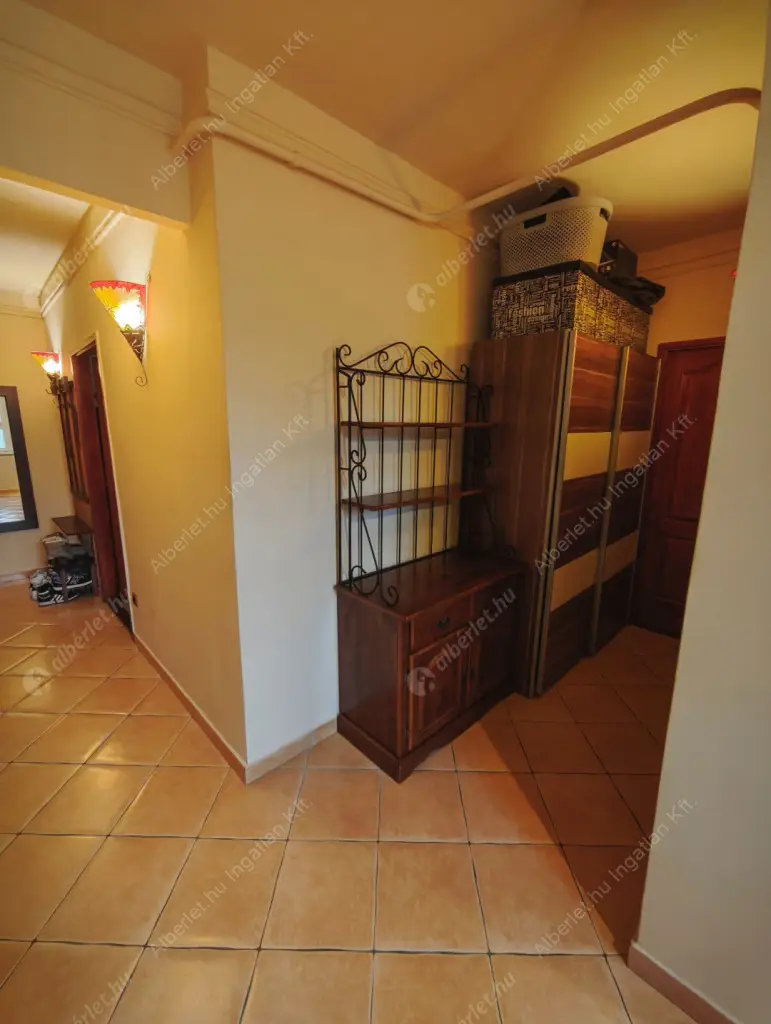 Kiadó albérlet 250000 Ft/hó áron: Budapest, III. kerület  Kalap utca. Mérete: 53 nm, 2 szobás | Alberlet.hu - 6630147