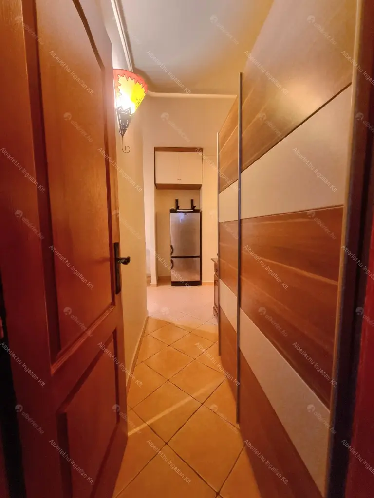 Kiadó albérlet 244000 Ft/hó áron: Budapest, III. kerület  Kalap utca. Mérete: 53 nm, 2 szobás | Alberlet.hu - 6639968