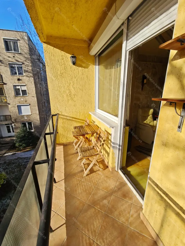 Kiadó albérlet 244000 Ft/hó áron: Budapest, III. kerület  Kalap utca. Mérete: 53 nm, 2 szobás | Alberlet.hu - 6639979