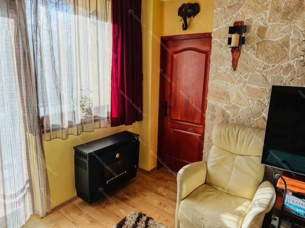 Kiadó albérlet 244000 Ft/hó áron: Budapest, III. kerület  Kalap utca. Mérete: 53 nm, 2 szobás | Alberlet.hu - 6639985