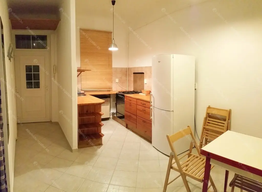 Kiadó albérlet 290000 Ft/hó áron: Budapest, III. kerület  Kecske utca. Mérete: 57 nm, 2 szobás | Alberlet.hu - 6707075