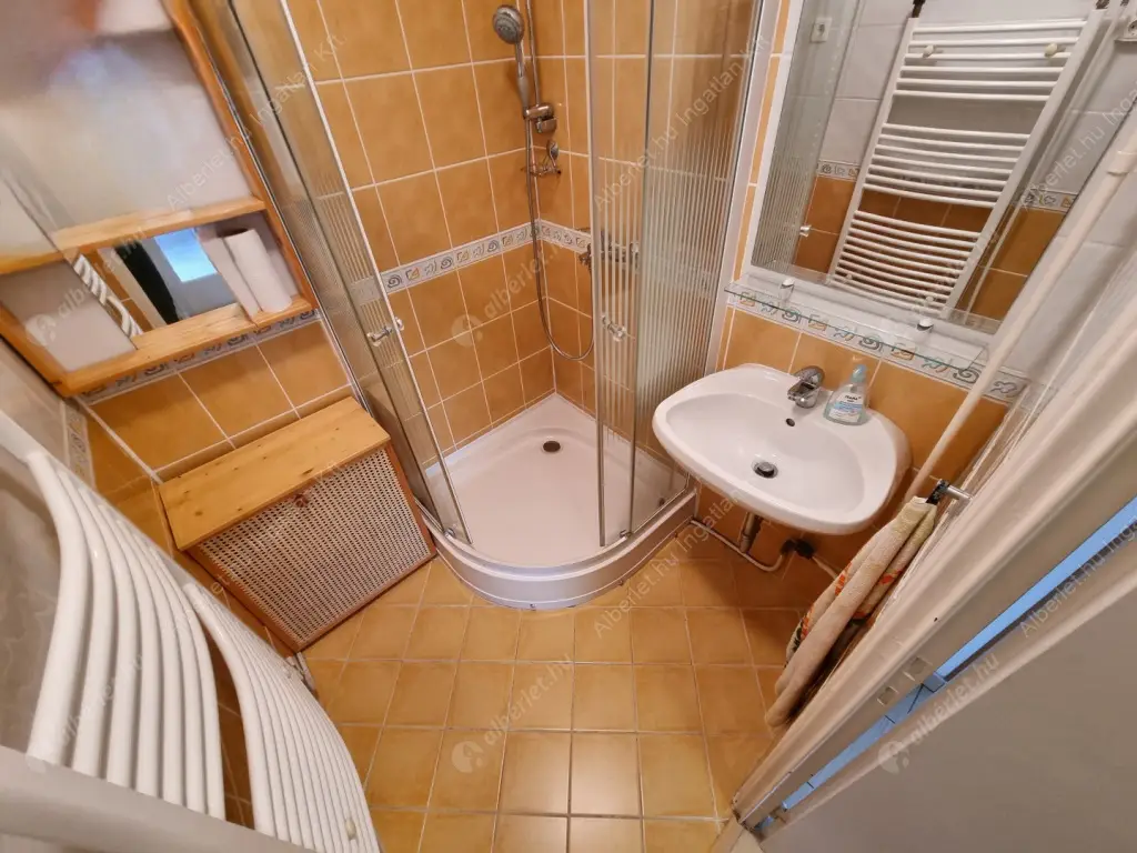 Kiadó albérlet 209000 Ft/hó áron: Budapest, III. kerület  Kerék utca. Mérete: 51 nm, 2 szobás | Alberlet.hu - 6576484