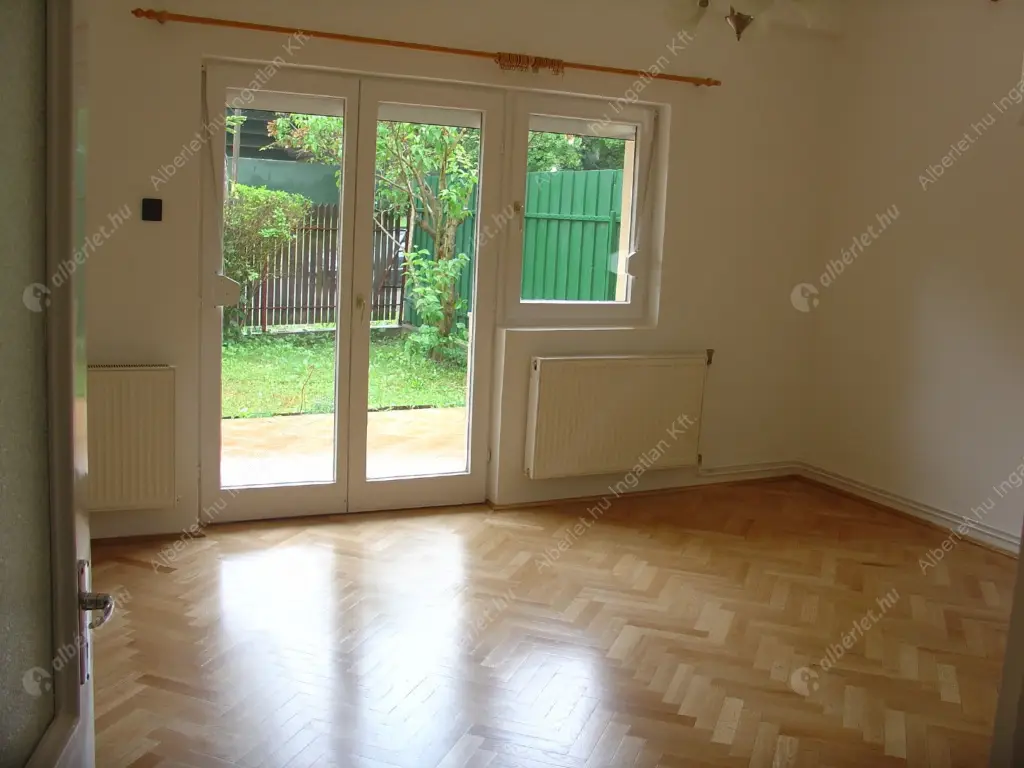 Kiadó albérlet 390000 Ft/hó áron: Budapest, III. kerület  Királyok útja. Mérete: 130 nm, 4 szobás | Alberlet.hu - 6569017