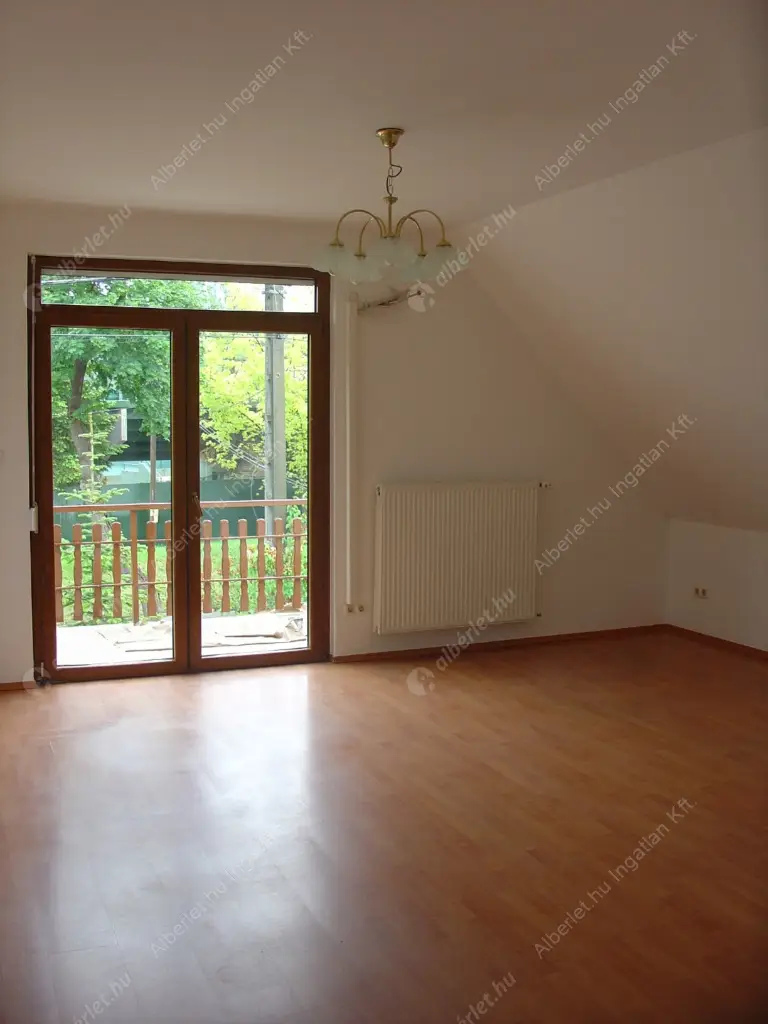 Kiadó albérlet 390000 Ft/hó áron: Budapest, III. kerület  Királyok útja. Mérete: 130 nm, 4 szobás | Alberlet.hu - 6569018
