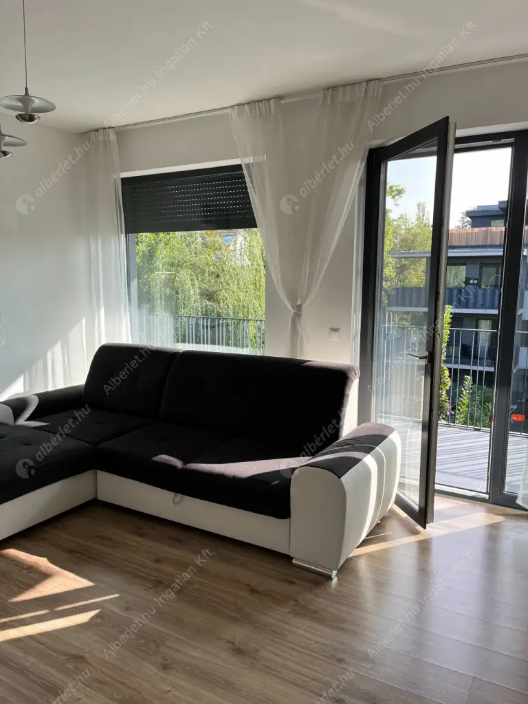 Kiadó albérlet 550000 Ft/hó áron: Budapest, III. kerület  Királyok útja. Mérete: 67 nm, 1 szobás | Alberlet.hu - 6636399
