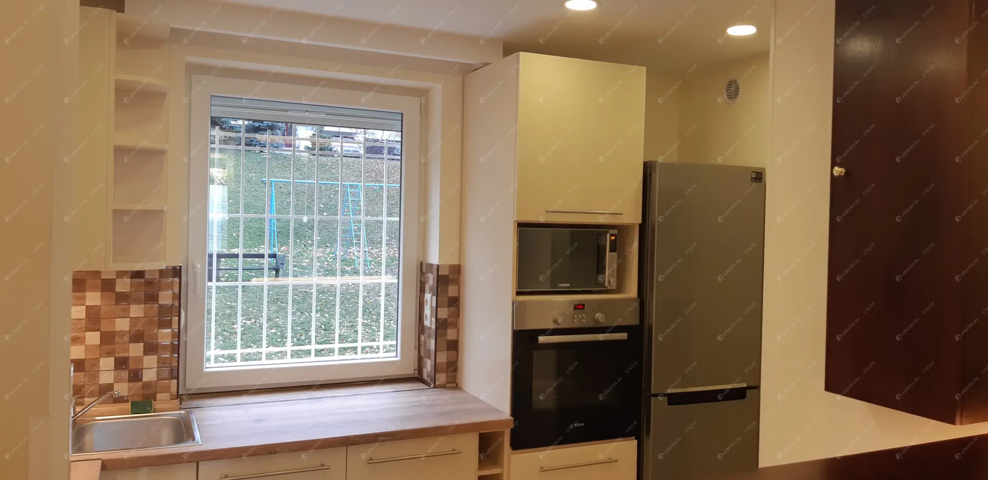 Kiadó albérlet 360000 Ft/hó áron: Budapest, III. kerület  Kiscelli köz. Mérete: 64 nm, 2 szobás | Alberlet.hu - 6579137