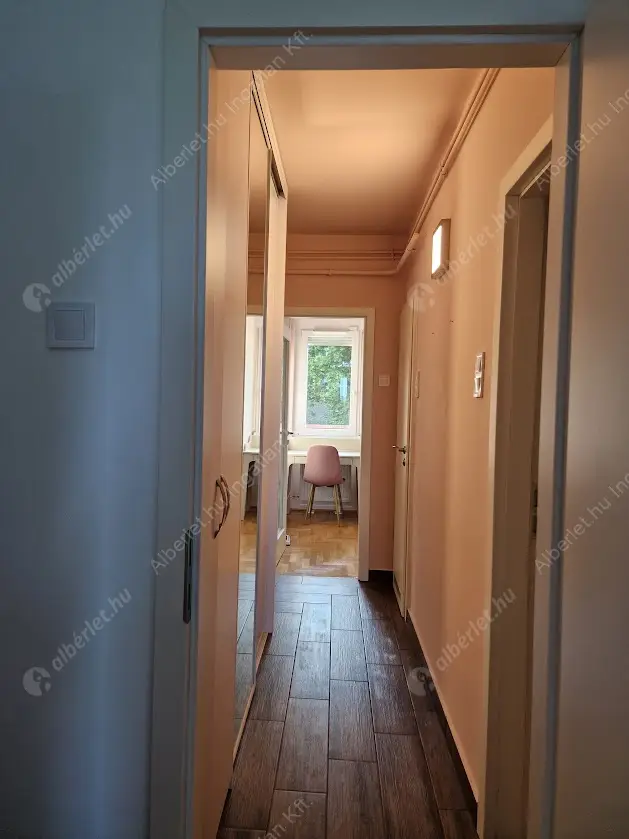 Kiadó albérlet 395000 Ft/hó áron: Budapest, III. kerület  Kiscelli köz. Mérete: 64 nm, 2 szobás | Alberlet.hu - 6516041