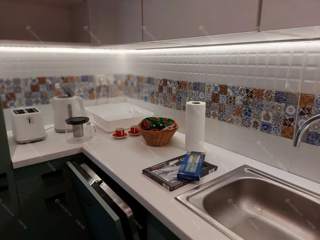 Kiadó albérlet 290000 Ft/hó áron: Budapest, III. kerület  Kocsis Sándor út. Mérete: 47 nm, 2 szobás | Alberlet.hu - 6692234