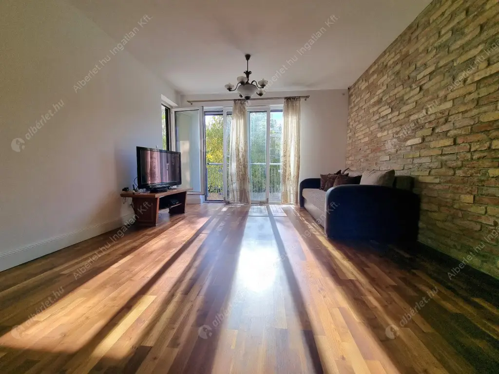 Kiadó albérlet 300000 Ft/hó áron: Budapest, III. kerület  Kocsis Sándor út. Mérete: 55 nm, 2 szobás | Alberlet.hu - 6558510