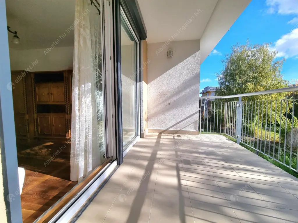 Kiadó albérlet 300000 Ft/hó áron: Budapest, III. kerület  Kocsis Sándor út. Mérete: 55 nm, 2 szobás | Alberlet.hu - 6558523