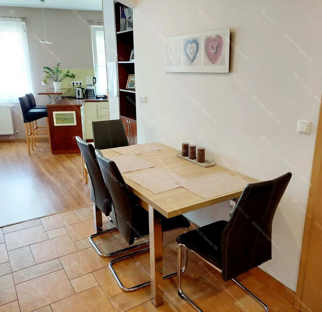 Kiadó albérlet 345000 Ft/hó áron: Budapest, III. kerület  Kunigunda útja. Mérete: 70 nm, 3 szobás | Alberlet.hu - 6686940