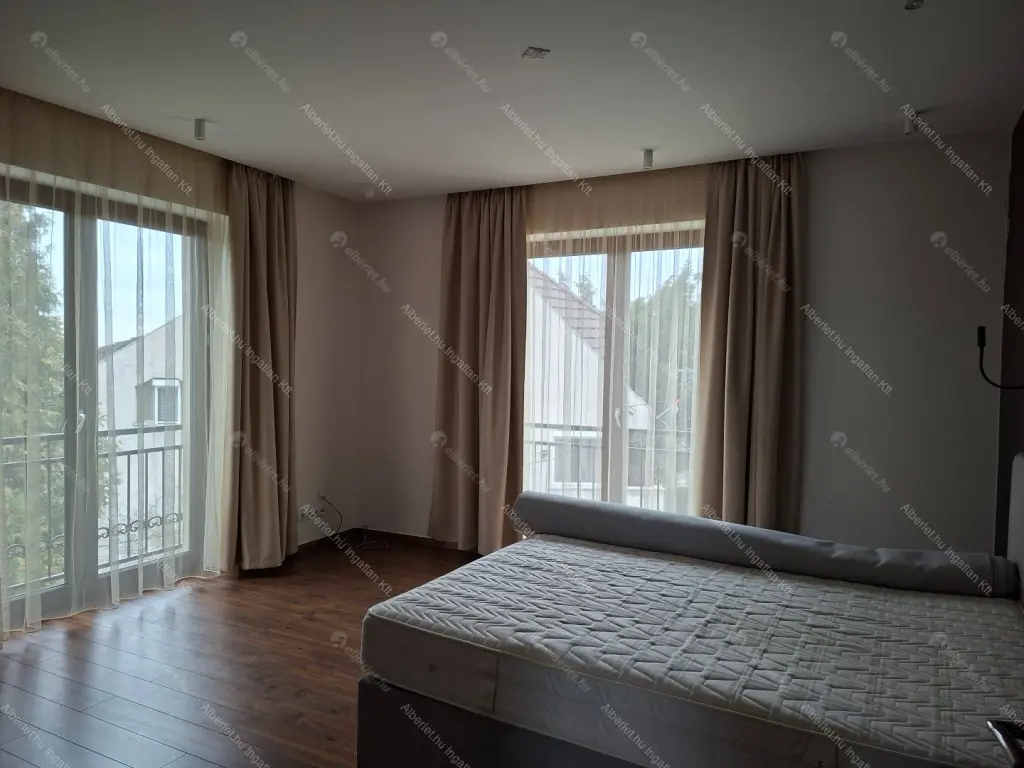 Kiadó albérlet 499000 Ft/hó áron: Budapest, III. kerület  Laborc utca. Mérete: 75 nm, 3 szobás | Alberlet.hu - 6663475