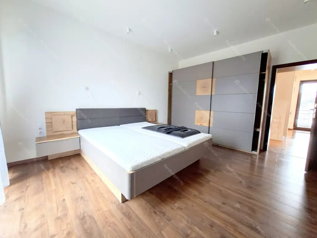 Kiadó albérlet 479000 Ft/hó áron: Budapest, III. kerület  Laborc utca. Mérete: 75 nm, 3 szobás | Alberlet.hu - 6670007