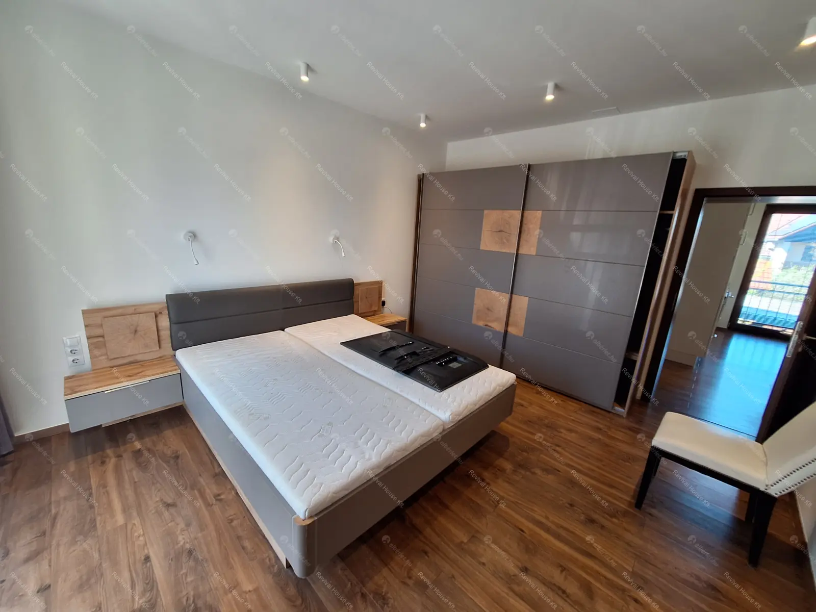 Kiadó albérlet 420000 Ft/hó áron: Budapest, III. kerület  Laborc utca. Mérete: 75 nm, 3 szobás | Alberlet.hu - 6693781