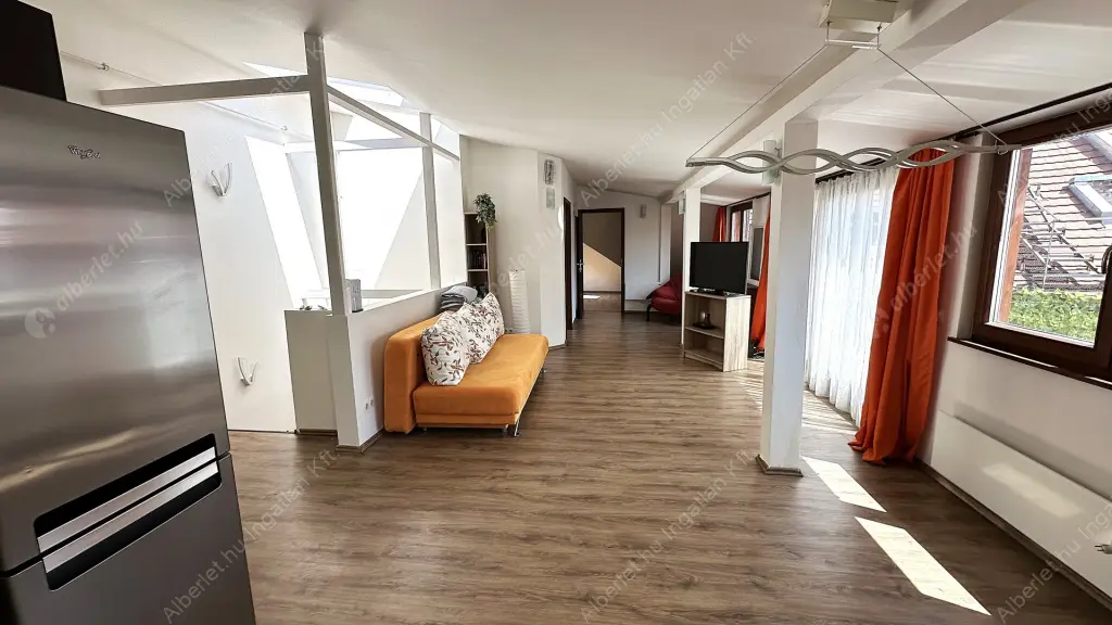 Kiadó albérlet 360000 Ft/hó áron: Budapest, III. kerület  Lajos  utca . Mérete: 98 nm, 3 szobás | Alberlet.hu - 6524919