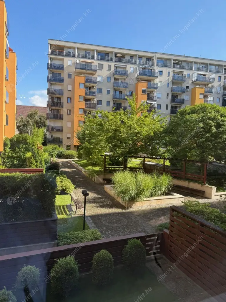 Kiadó albérlet 220000 Ft/hó áron: Budapest, III. kerület  Lajos utca. Mérete: 35 nm, 1 szobás | Alberlet.hu - 6638510